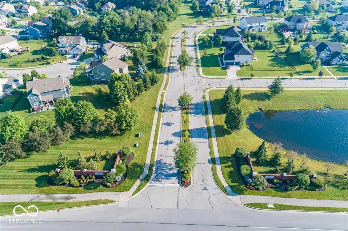 Fishers, Indiana 46040, United States, 5 Bedrooms Bedrooms, ,5 BathroomsBathrooms,Residential,Active,168918