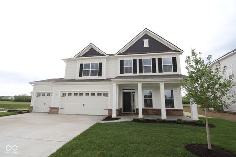 Photo of 9935 Redwood Peak Lane, Indianapolis, IN 46259 (MLS # 22103315)