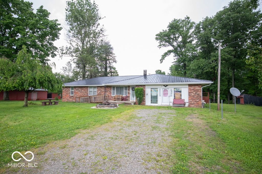 3010 W County Road 675 N