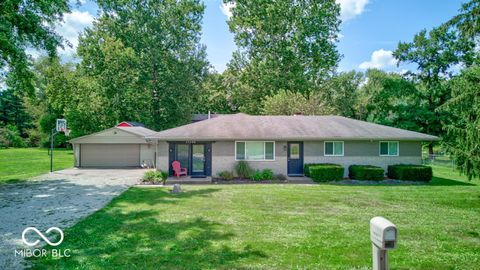 Photo of 17128 Towne Road, Westfield, IN 46074 (MLS # 22097638)