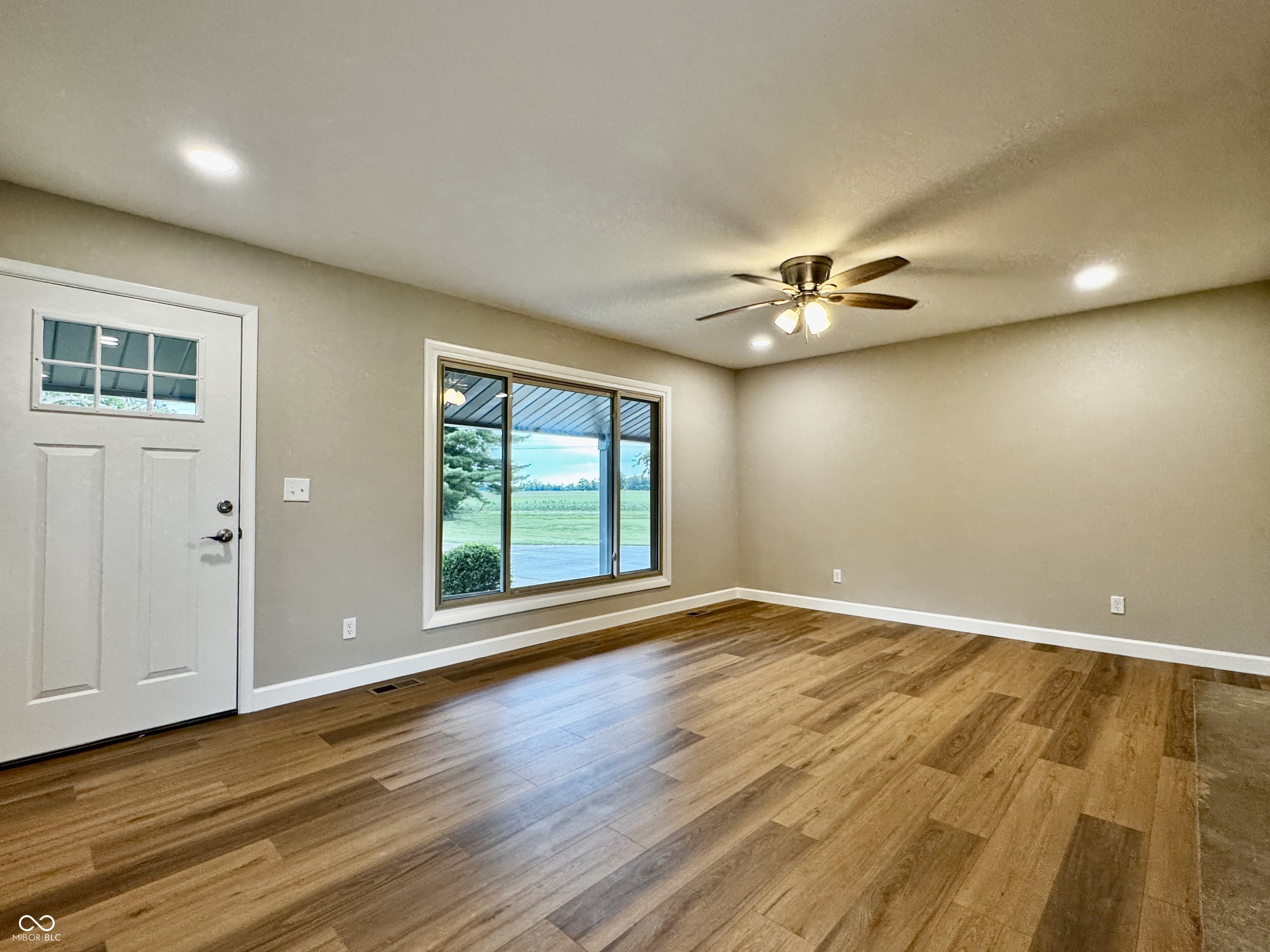 9508 E County Road 700 N