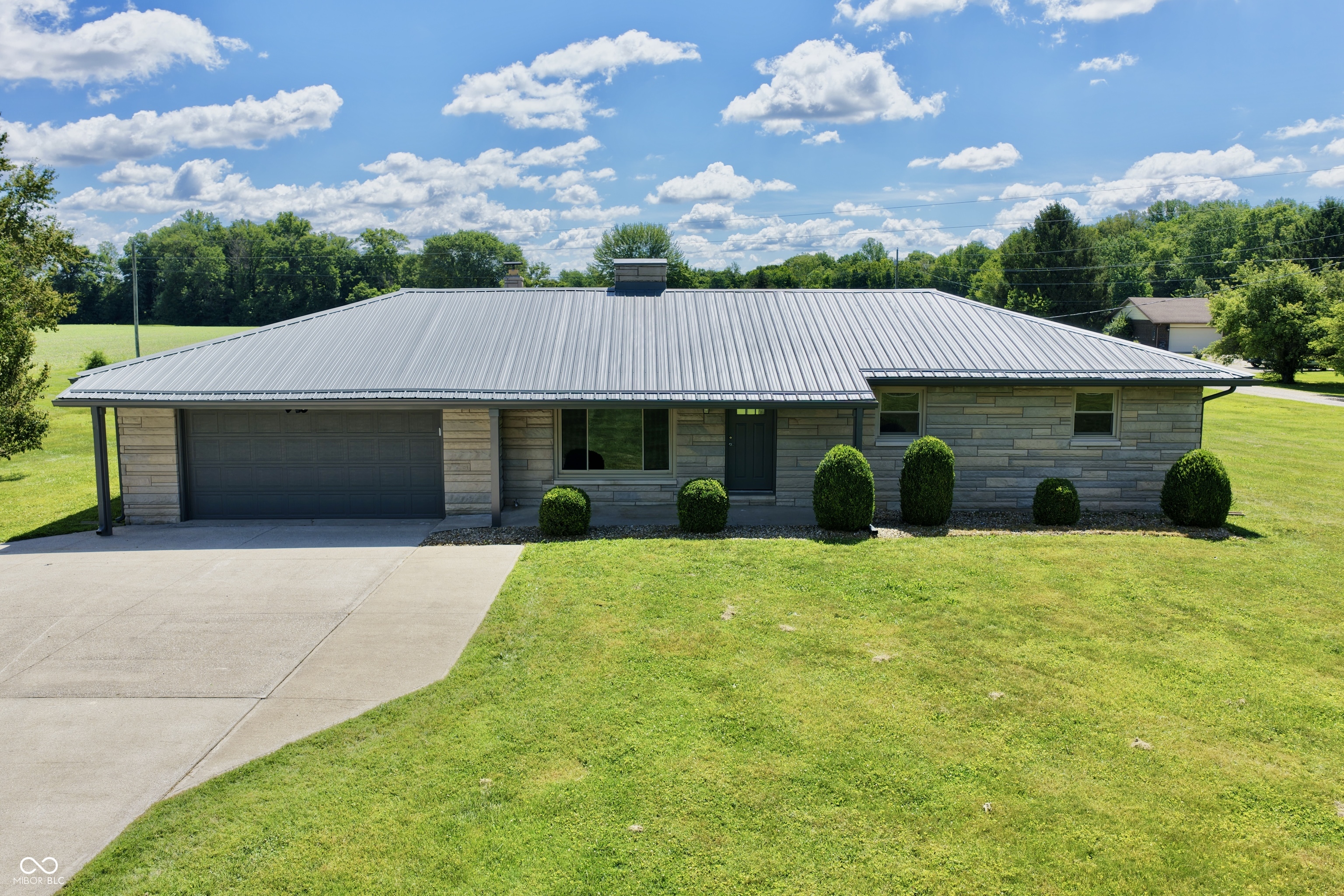 9508 E County Road 700 N