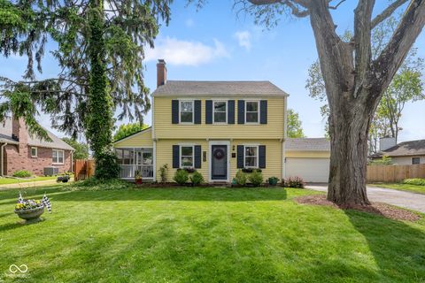 Photo of 6165 Burlington Avenue, Indianapolis, IN 46220 (MLS # 22098318)