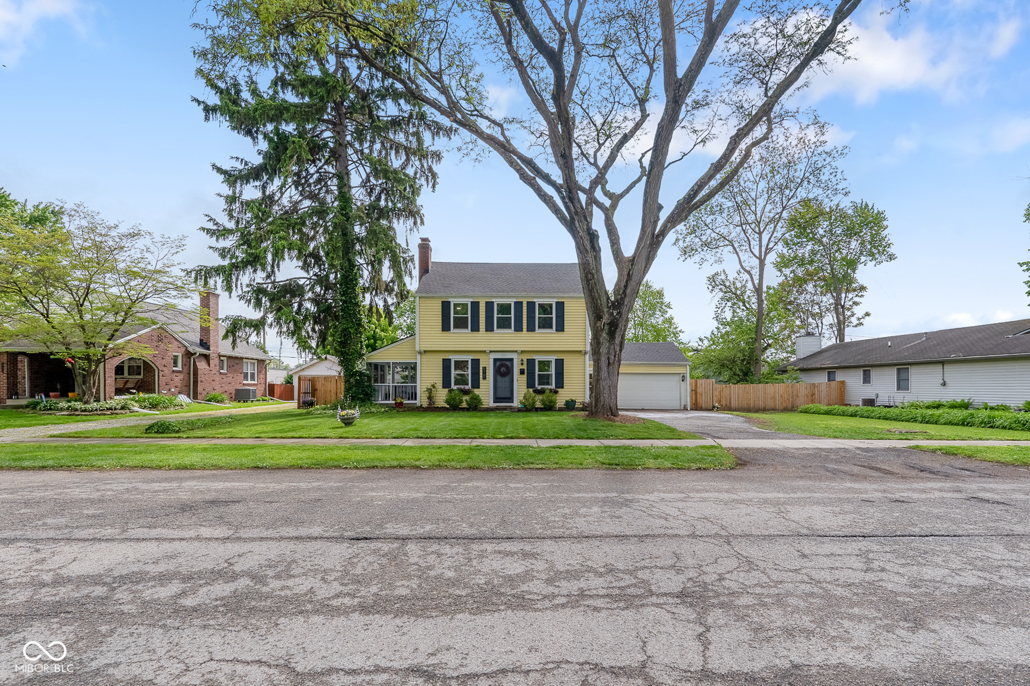 6165 Burlington Avenue