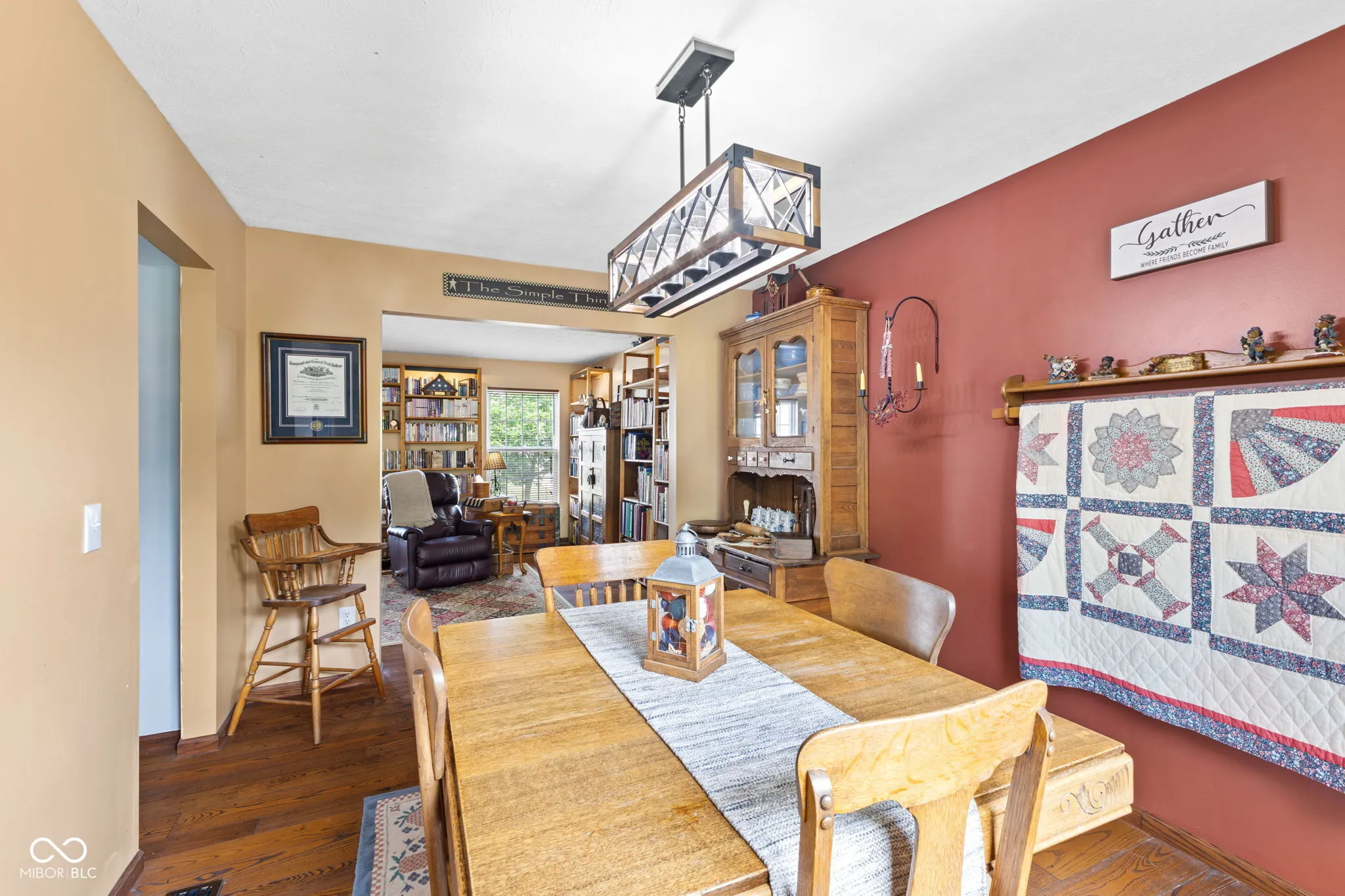 Greenwood, Indiana 46143, United States, 4 Bedrooms Bedrooms, ,3 BathroomsBathrooms,Residential,Pending,181760