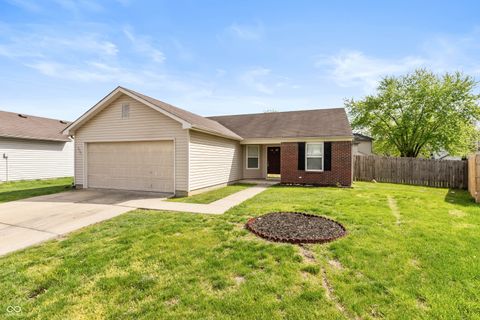 Photo of 6731 Larkwood Court, Indianapolis, IN 46241 (MLS # 22095397)