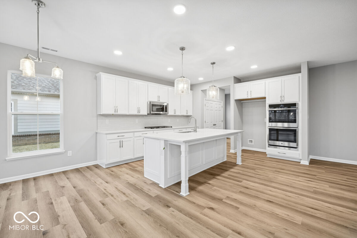 9194 Ambassador Street