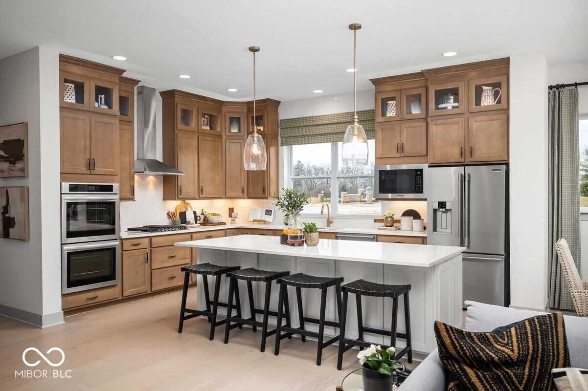 11912 Gray Ghost Way