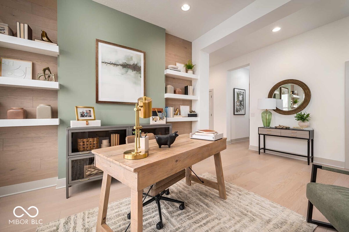 11912 Gray Ghost Way