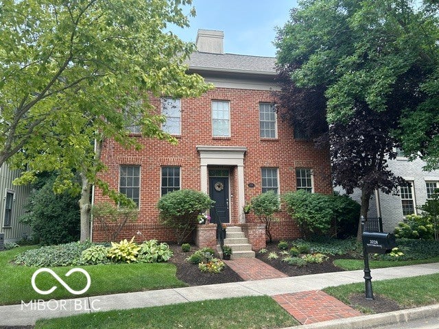 2028 Rhettsbury Street