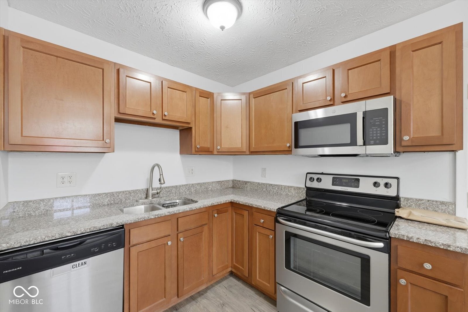 1126 Crestmoor Drive