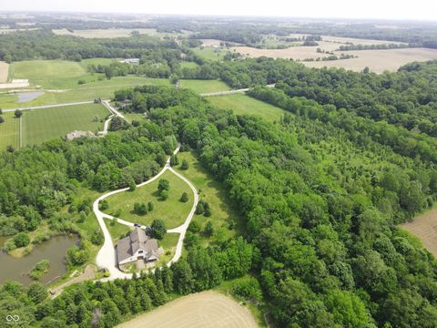 Photo of 2825 E 216th Street, Cicero, IN 46034 (MLS # 22044605)