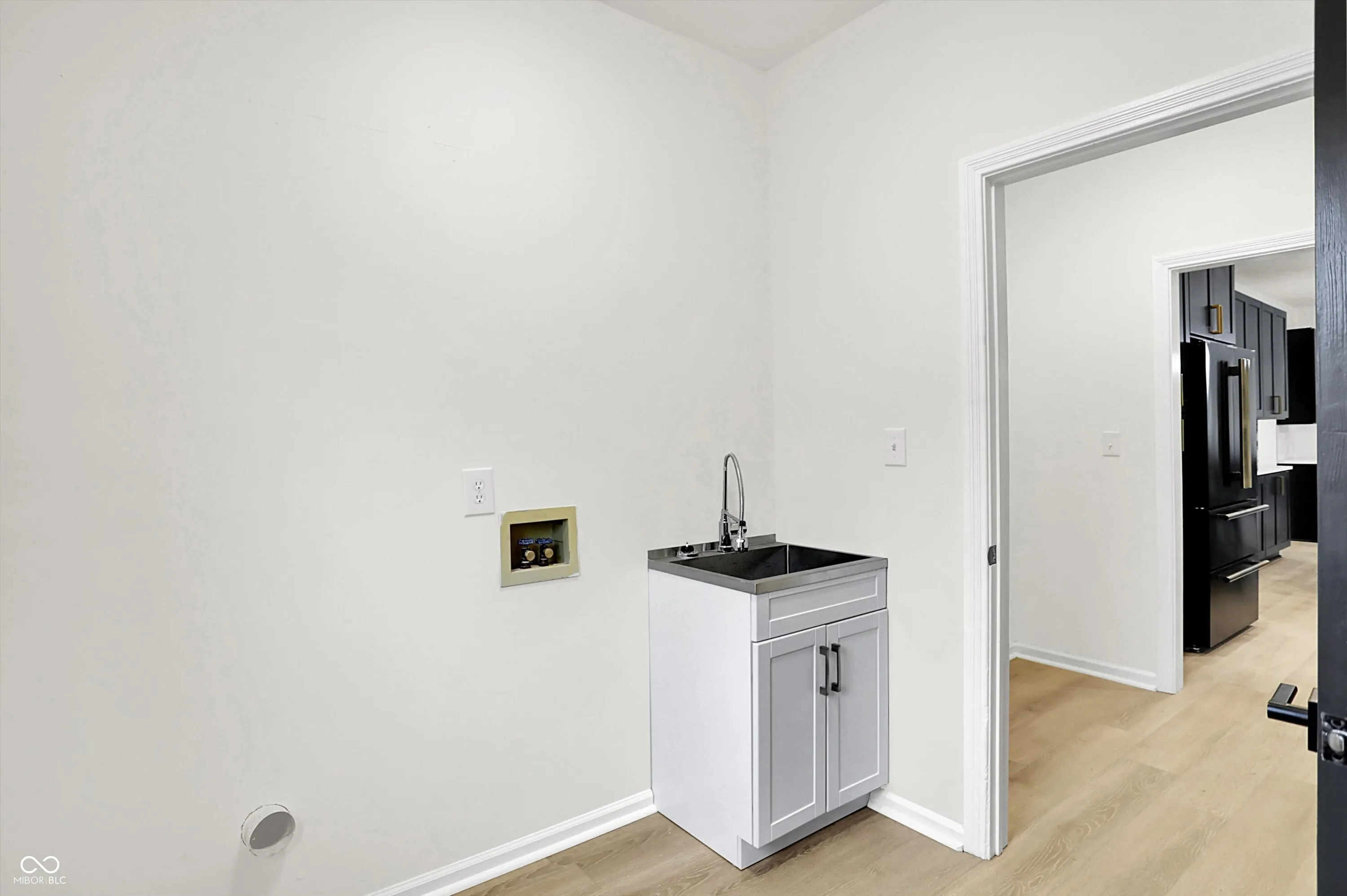 Fishers, Indiana 46037, United States, 4 Bedrooms Bedrooms, ,3 BathroomsBathrooms,Residential,Active,247531