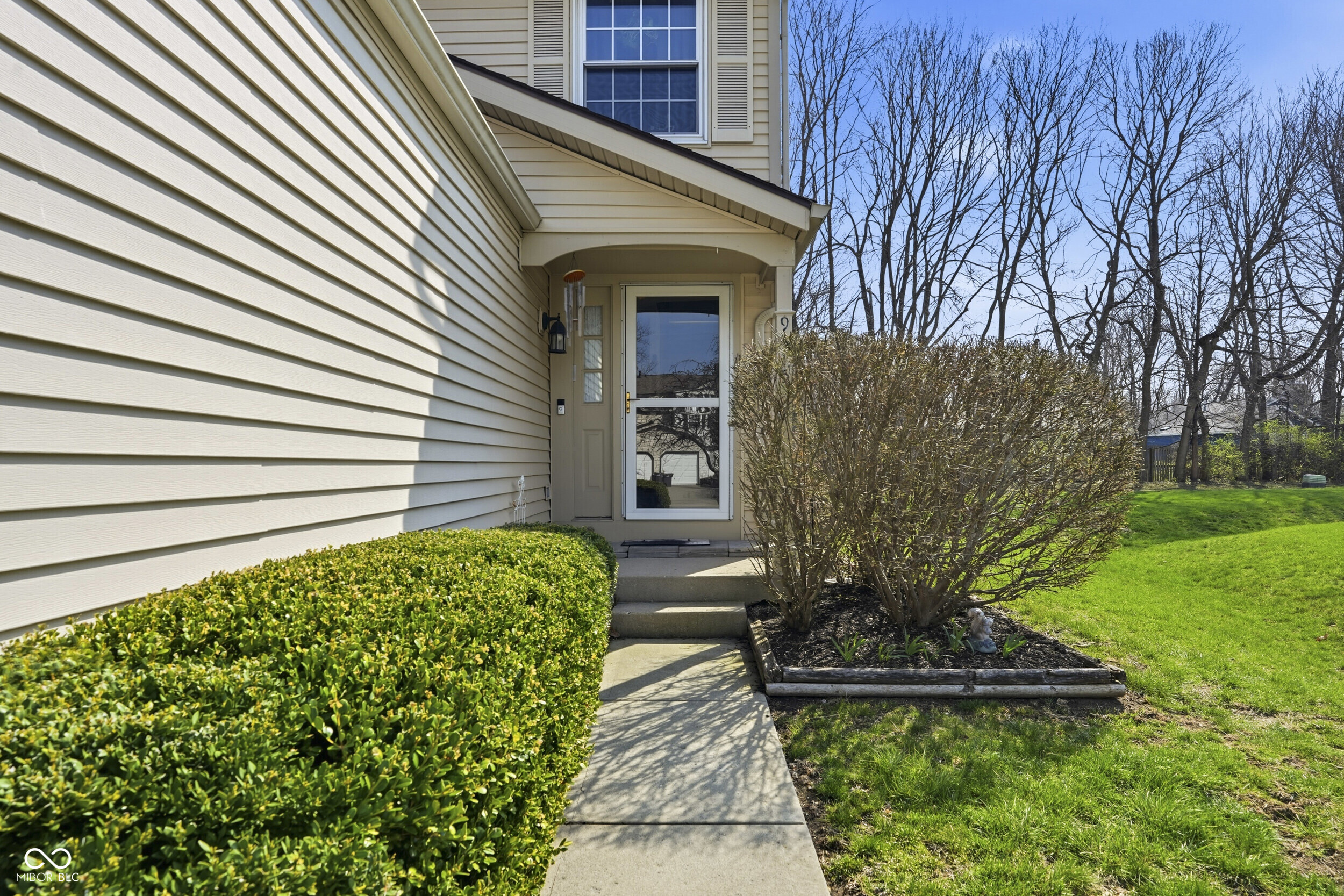 9415 Timber View Drive