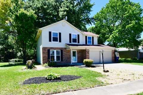 Photo of 4746 Rocky Knob Lane, Indianapolis, IN 46254 (MLS # 22108037)