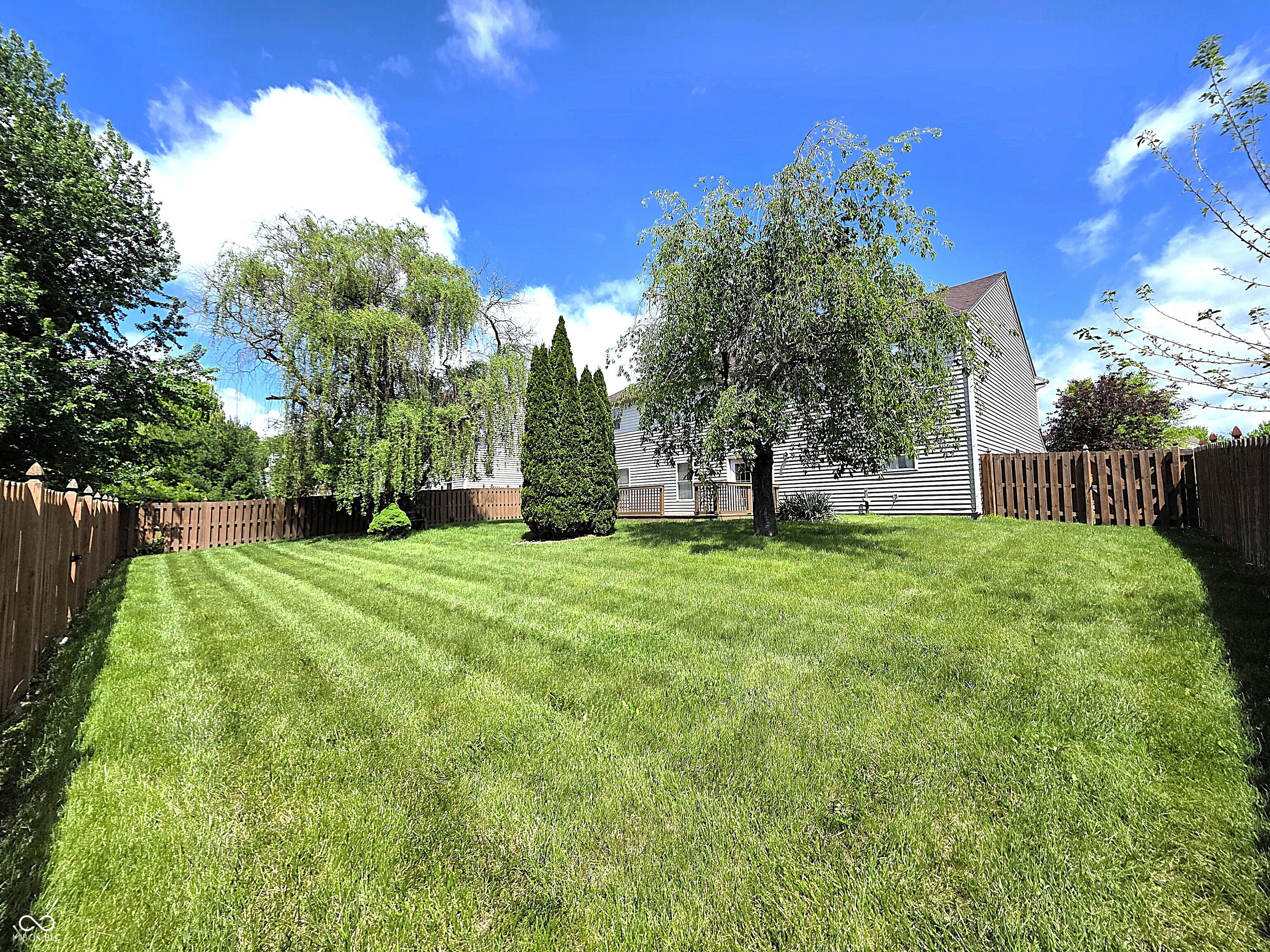 10611 Armstead Avenue