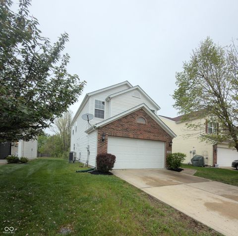 Photo of 11618 Signet Lane, Indianapolis, IN 46235 (MLS # 22096743)