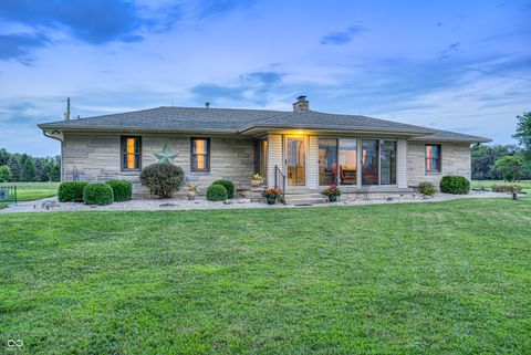 417 N 300 W Greenfield IN 46140