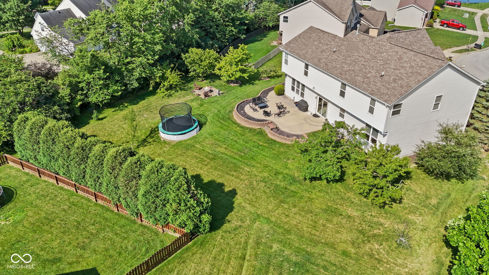 2096 Whitetail Court