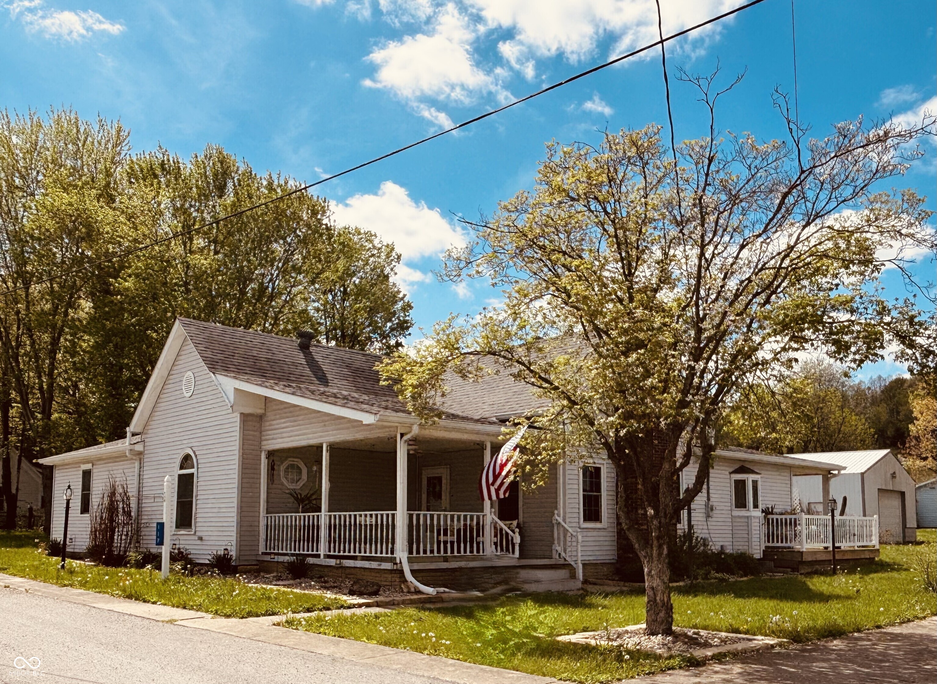 Listing image 1