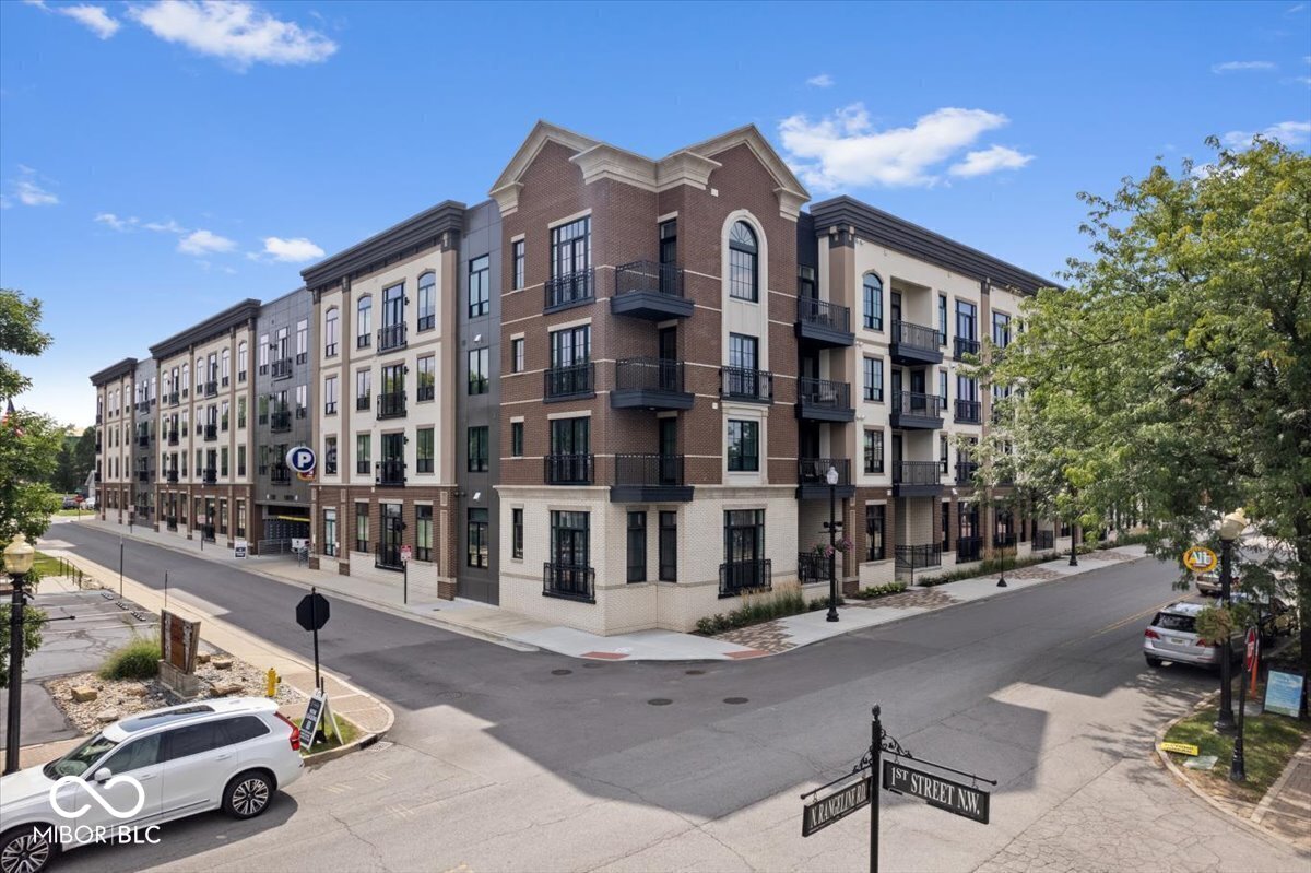 41 N Rangeline Road UNIT 3