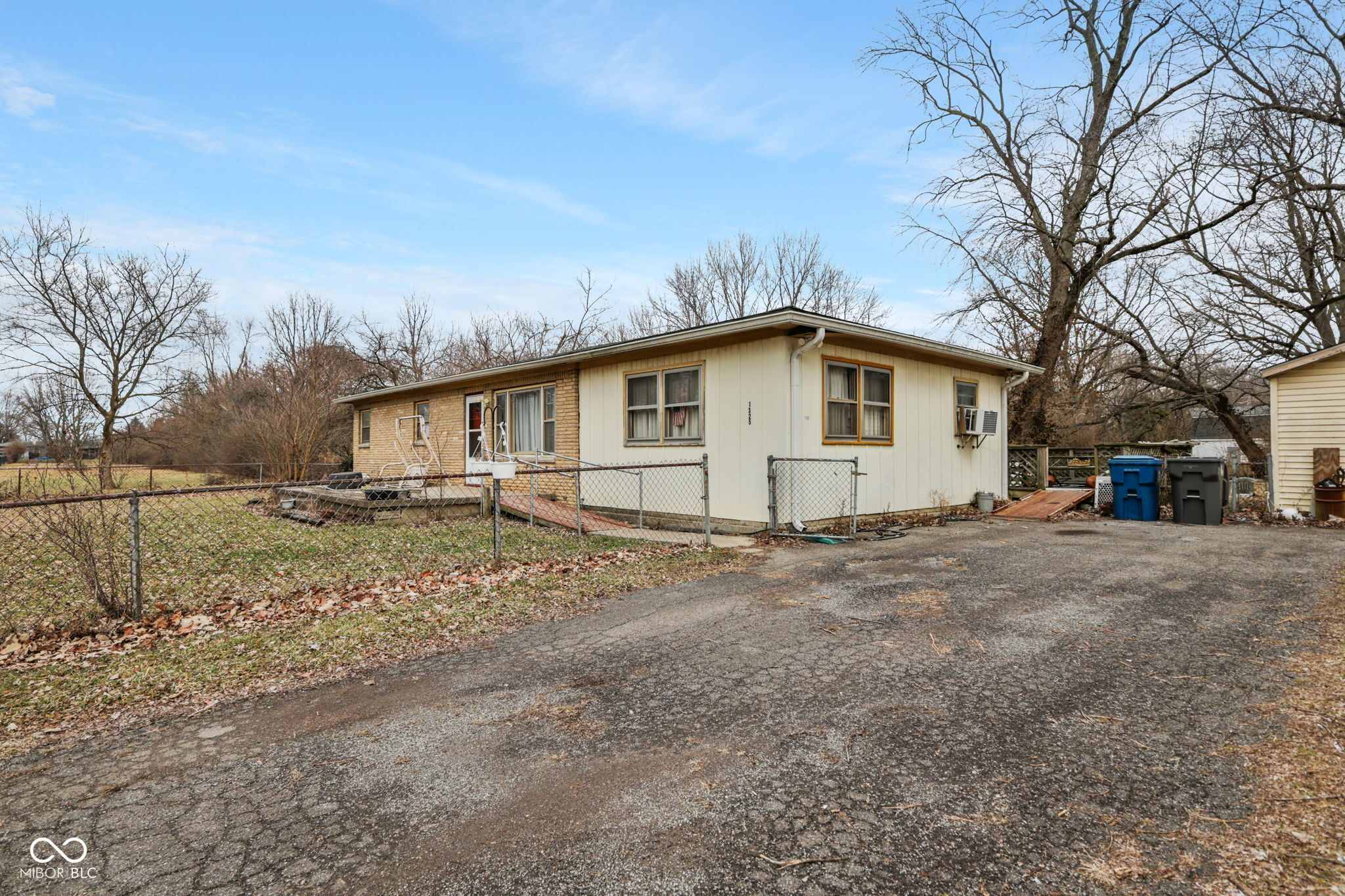 1325 N Wittfield Street