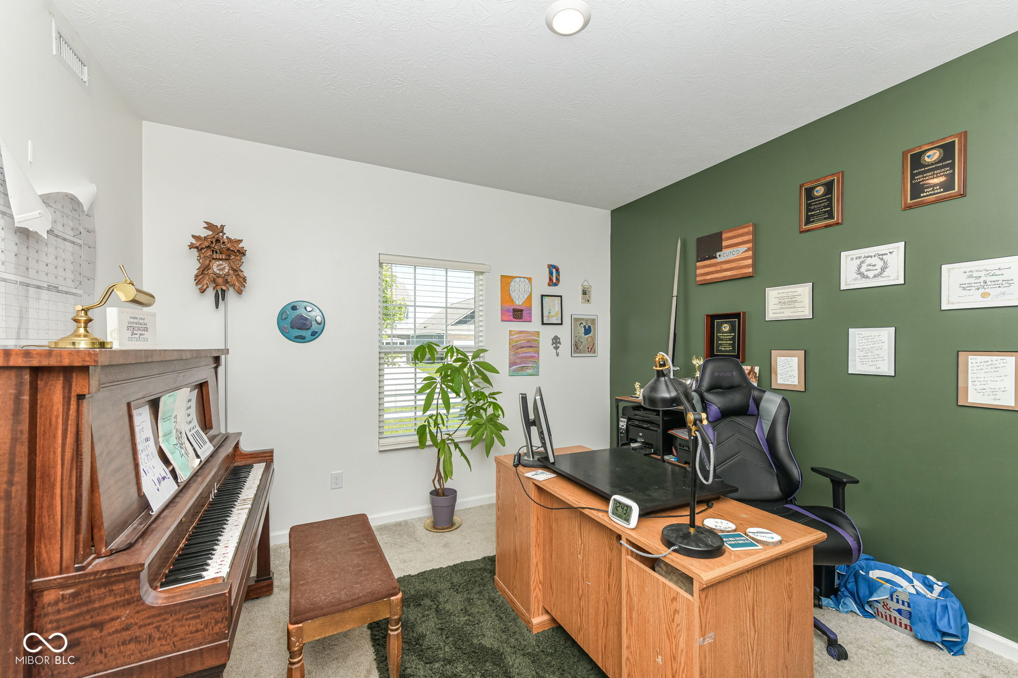 88 Winding Brook Way
