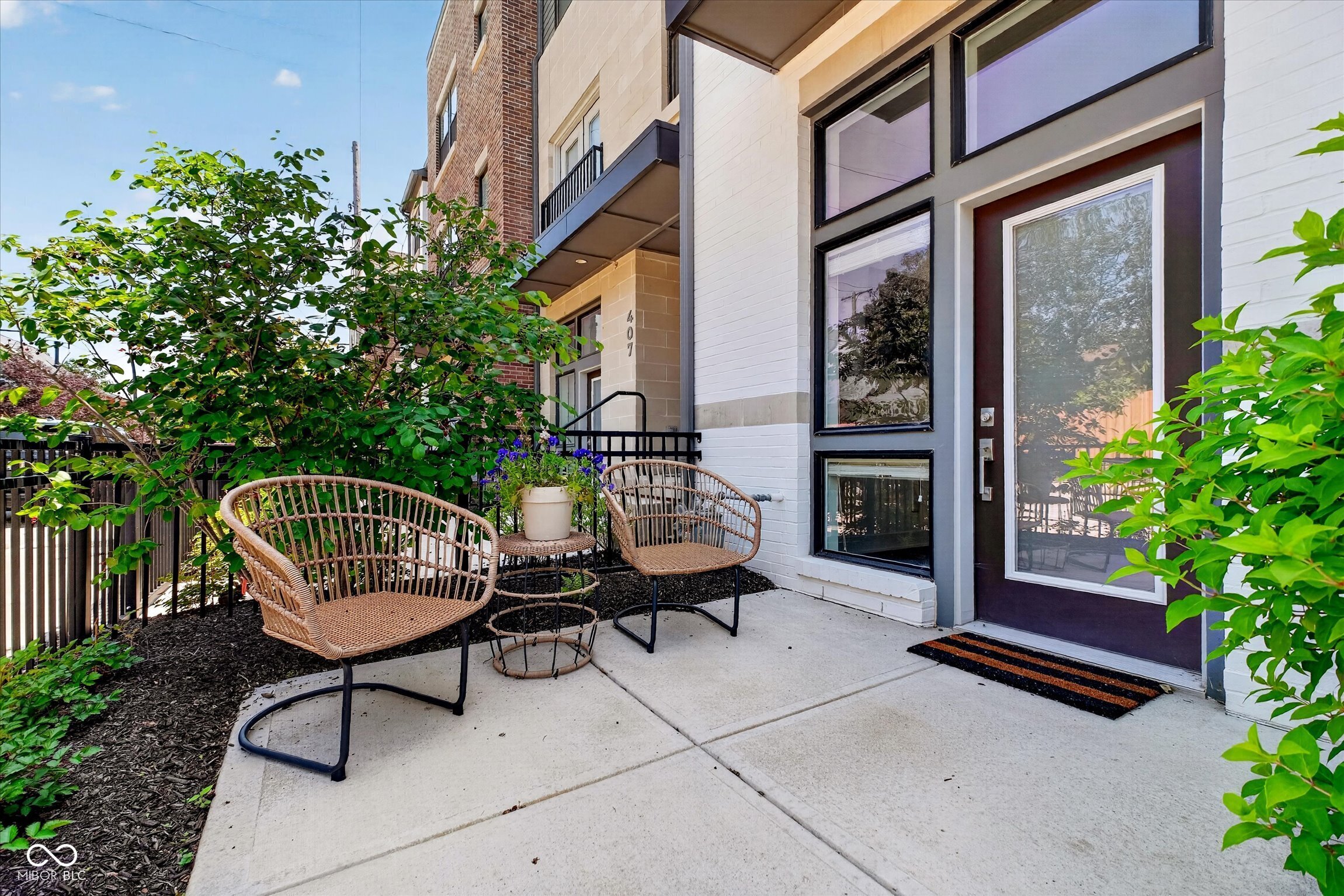 405 E 19th Street