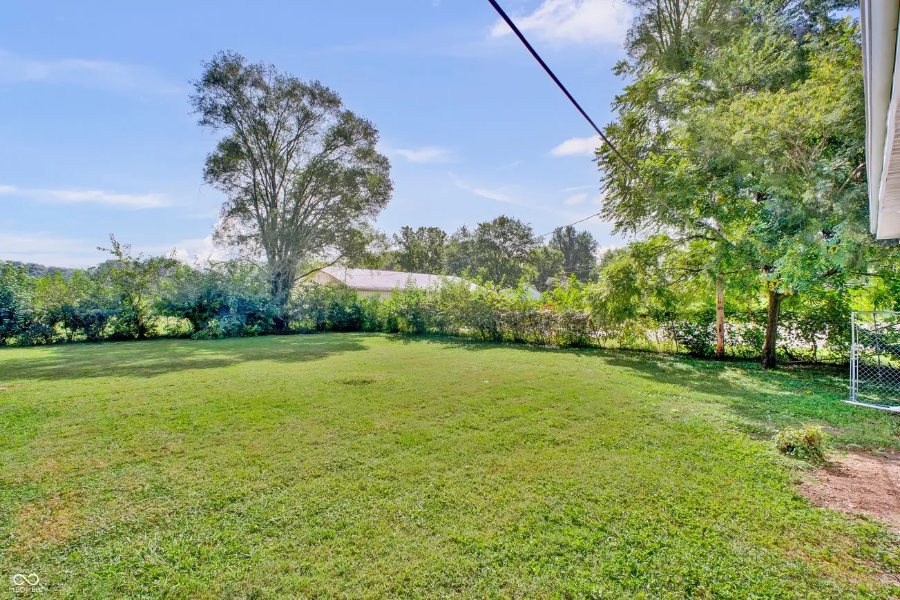 Columbus, Indiana 47203, United States, 3 Bedrooms Bedrooms, ,2 BathroomsBathrooms,Residential,Active,204784