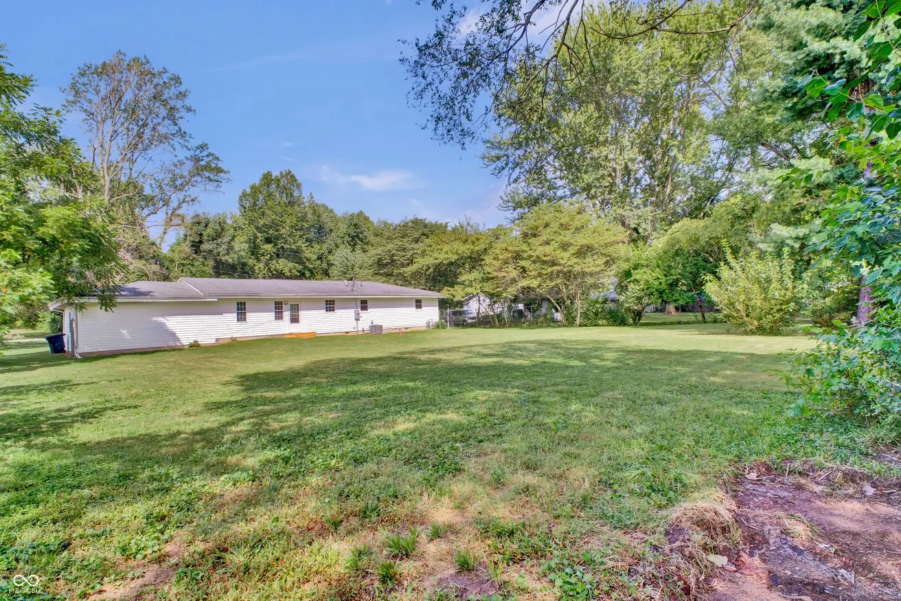 Columbus, Indiana 47203, United States, 3 Bedrooms Bedrooms, ,2 BathroomsBathrooms,Residential,Active,204784