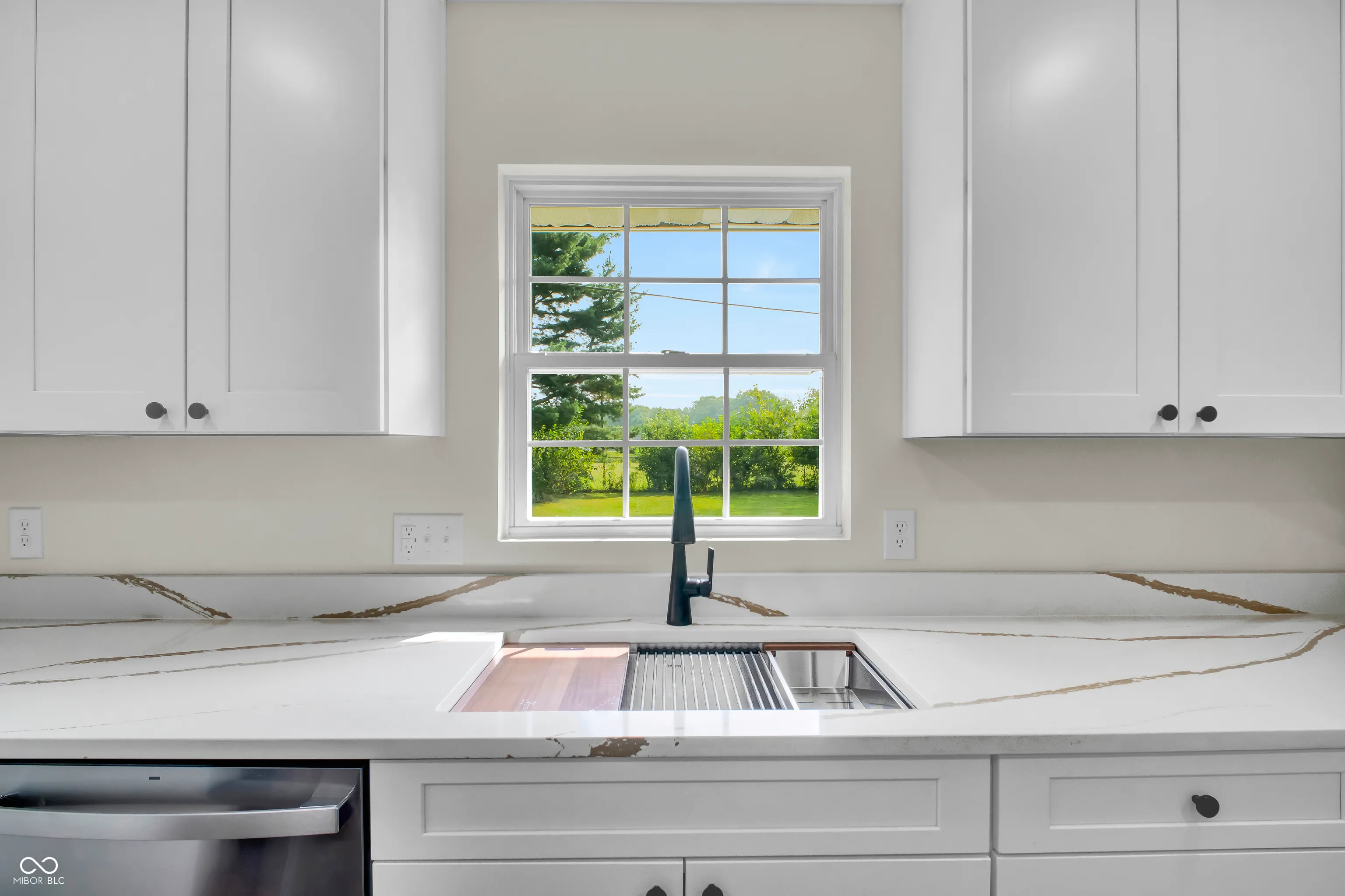 Columbus, Indiana 47203, United States, 3 Bedrooms Bedrooms, ,2 BathroomsBathrooms,Residential,Active,204784