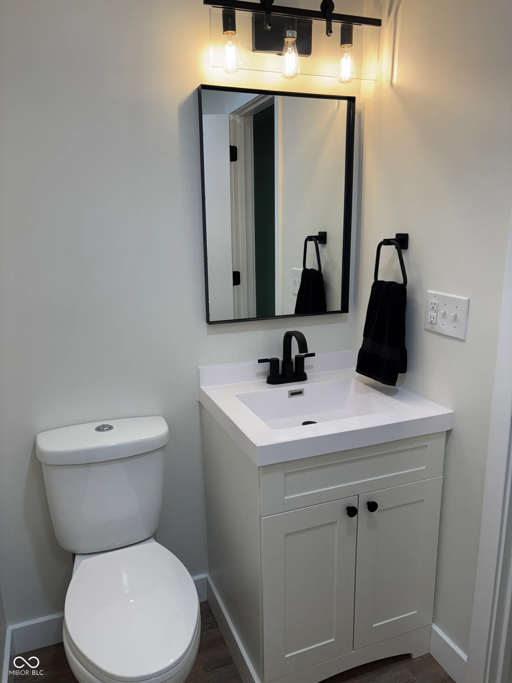 Columbus, Indiana 47203, United States, 3 Bedrooms Bedrooms, ,2 BathroomsBathrooms,Residential,Active,204784