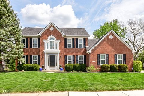 Photo of 9279 Oak Knoll Lane, Fishers, IN 46037 (MLS # 22093001)