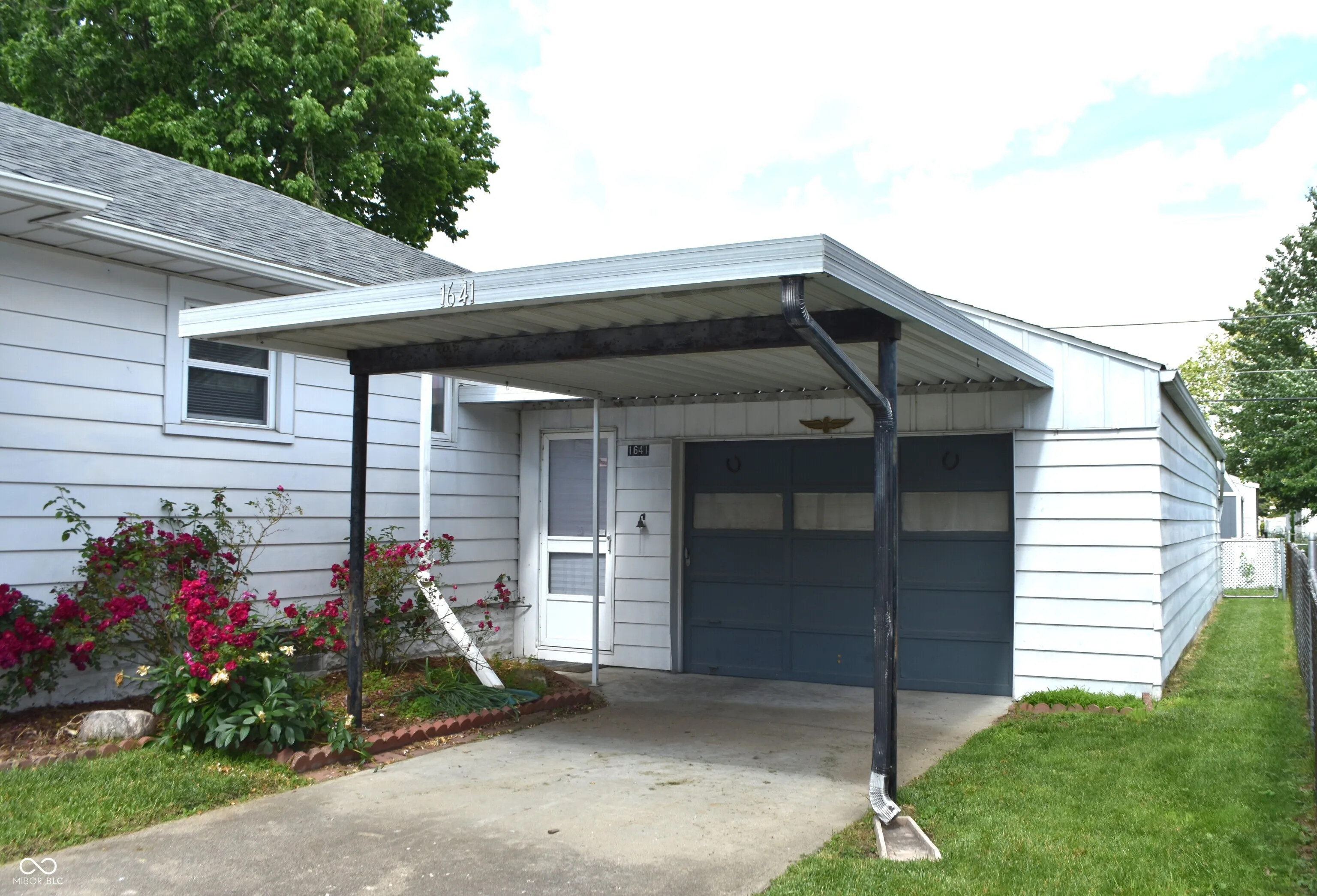 Speedway, Indiana 46224, United States, 2 Bedrooms Bedrooms, ,2 BathroomsBathrooms,Residential,Active,144073