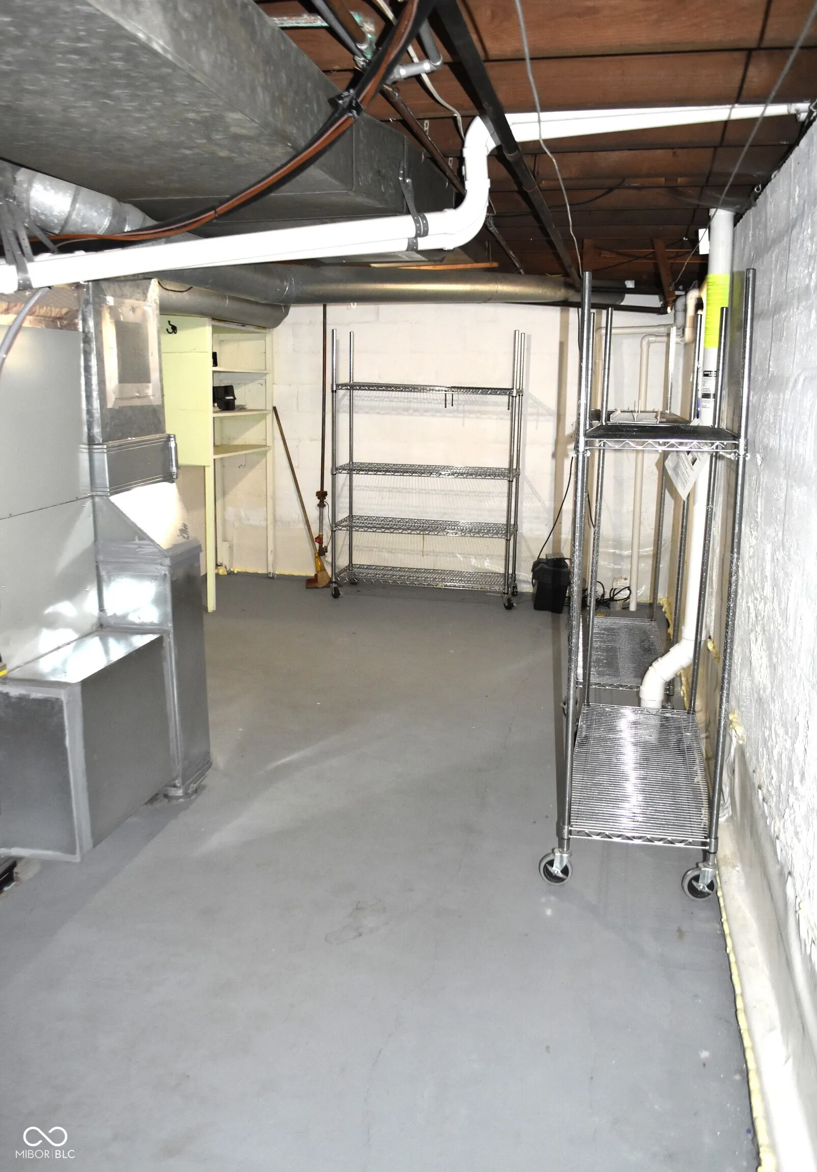 Speedway, Indiana 46224, United States, 2 Bedrooms Bedrooms, ,2 BathroomsBathrooms,Residential,Active,144073