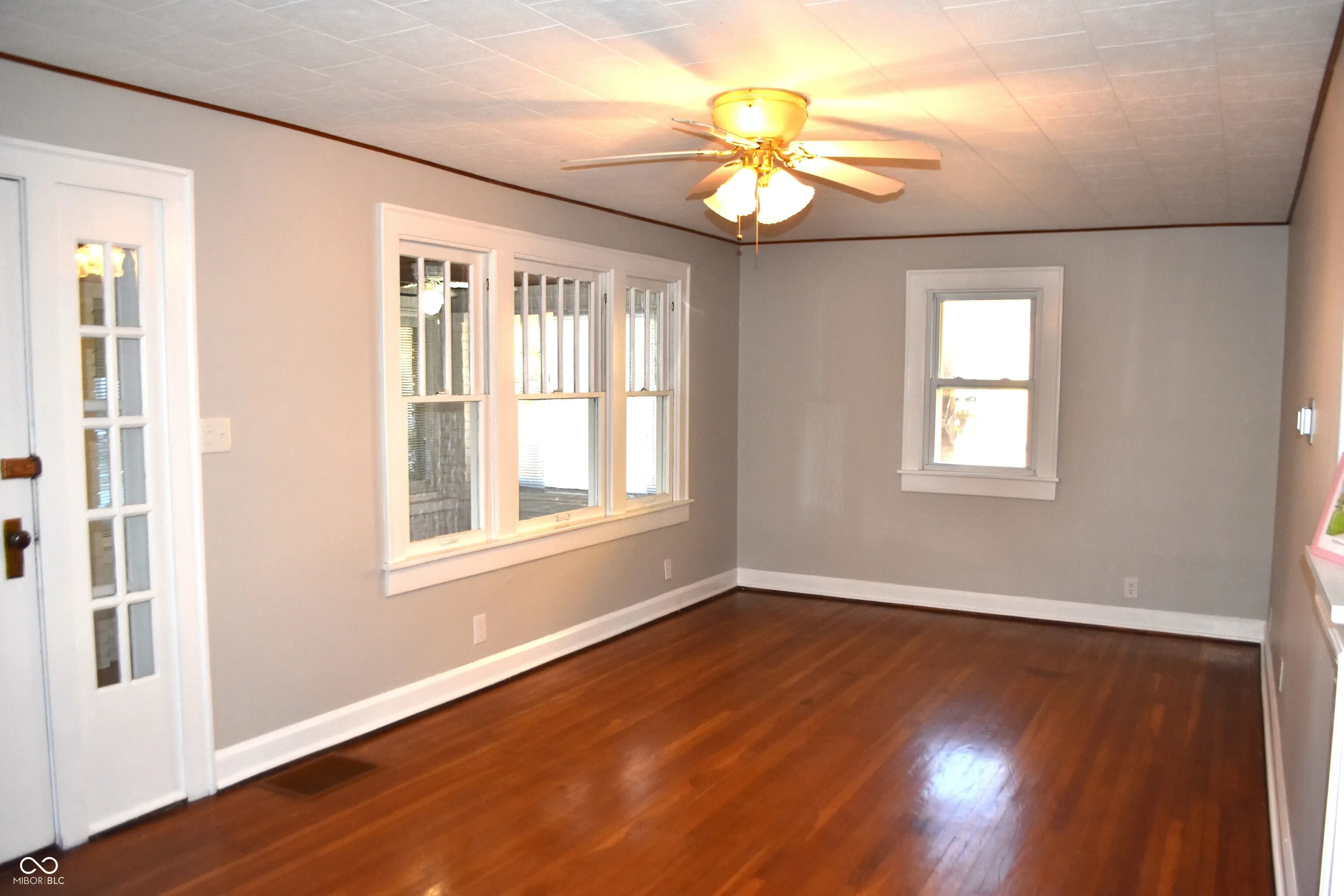 Speedway, Indiana 46224, United States, 2 Bedrooms Bedrooms, ,2 BathroomsBathrooms,Residential,Active,144073