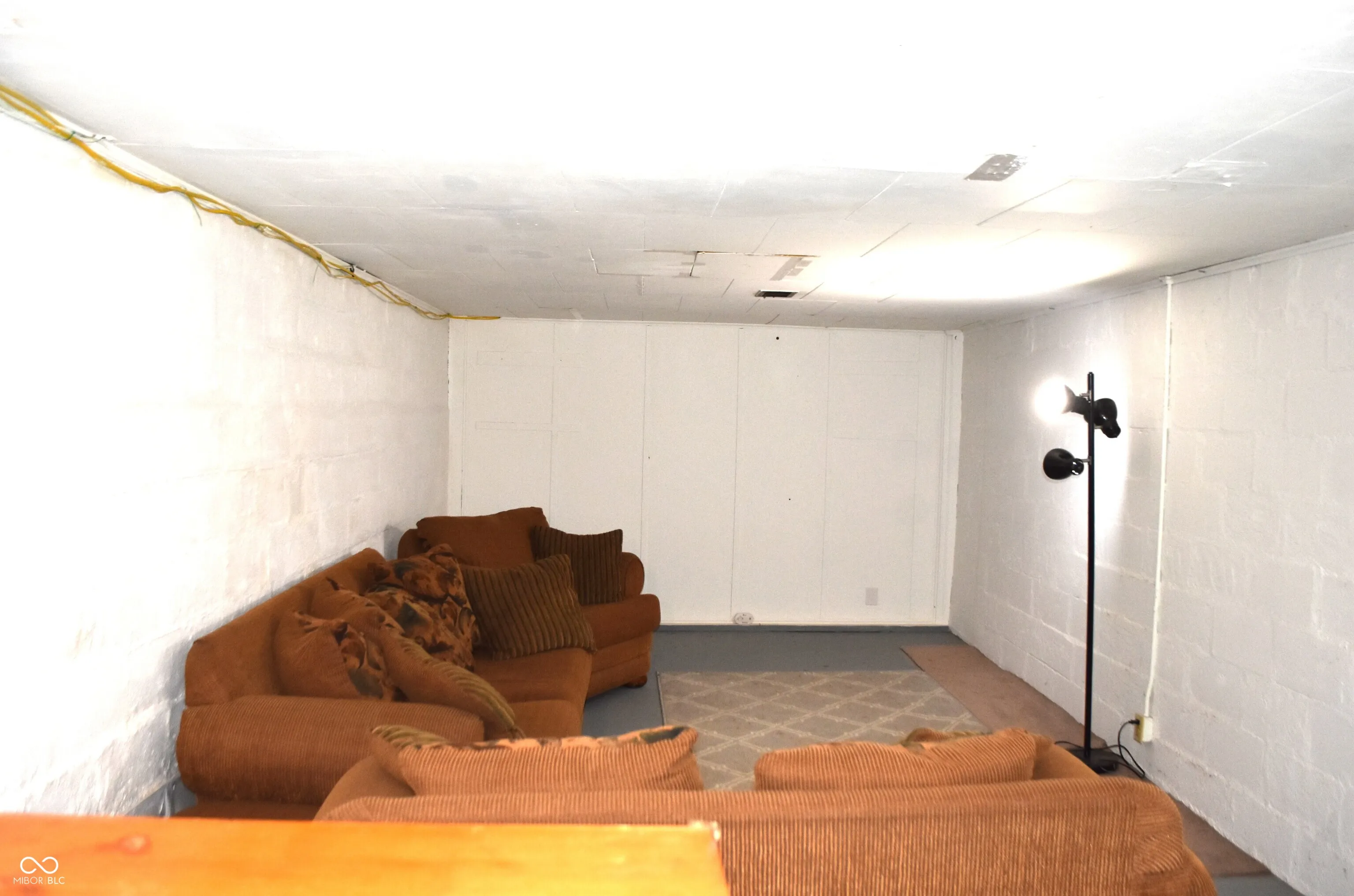 Speedway, Indiana 46224, United States, 2 Bedrooms Bedrooms, ,2 BathroomsBathrooms,Residential,Active,144073