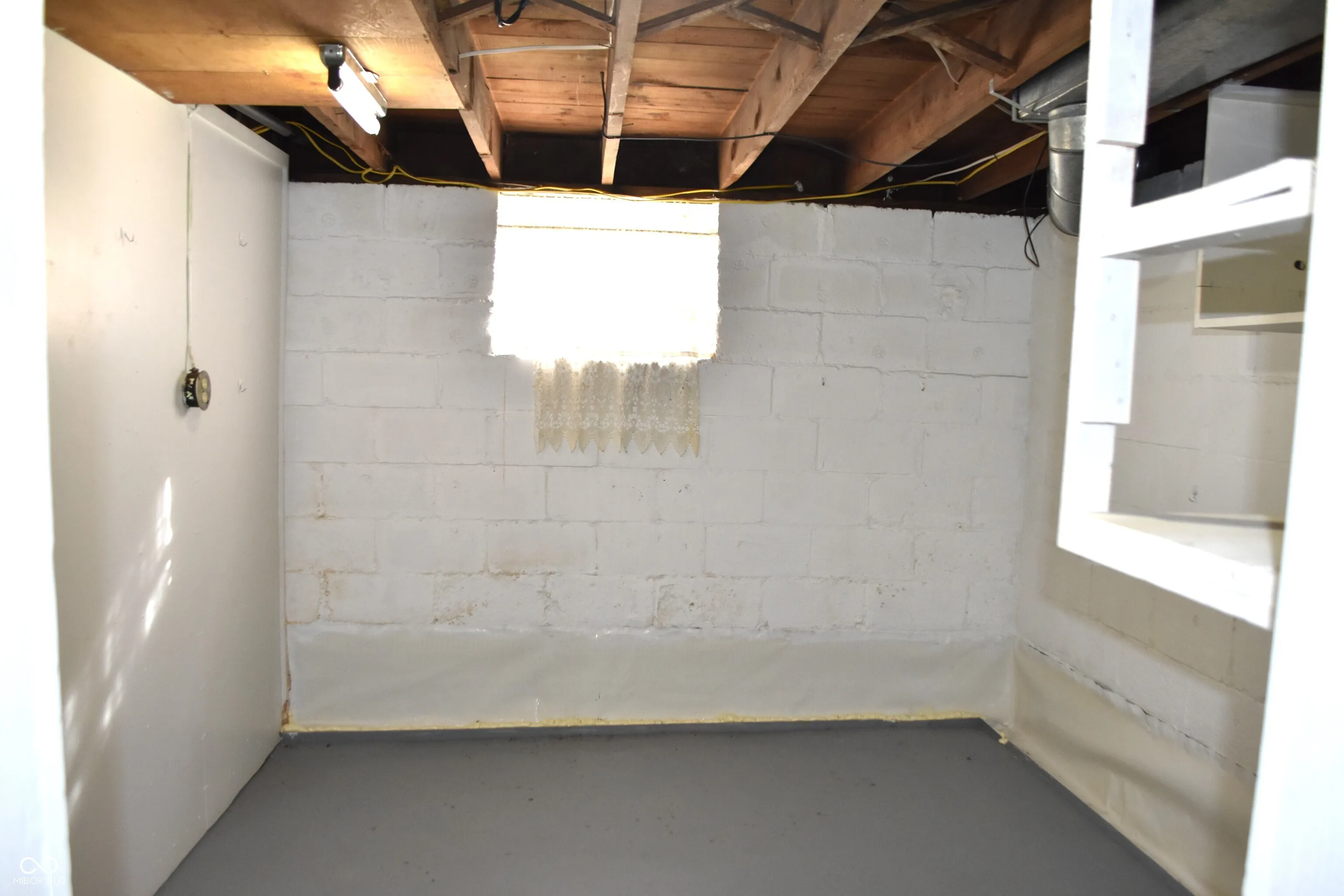 Speedway, Indiana 46224, United States, 2 Bedrooms Bedrooms, ,2 BathroomsBathrooms,Residential,Active,144073