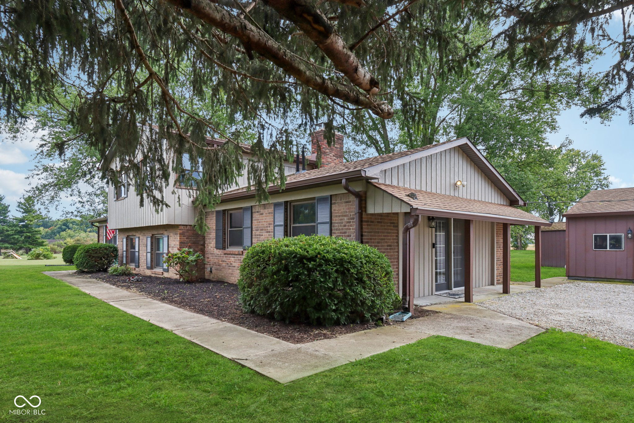 4883 Gibbs Road