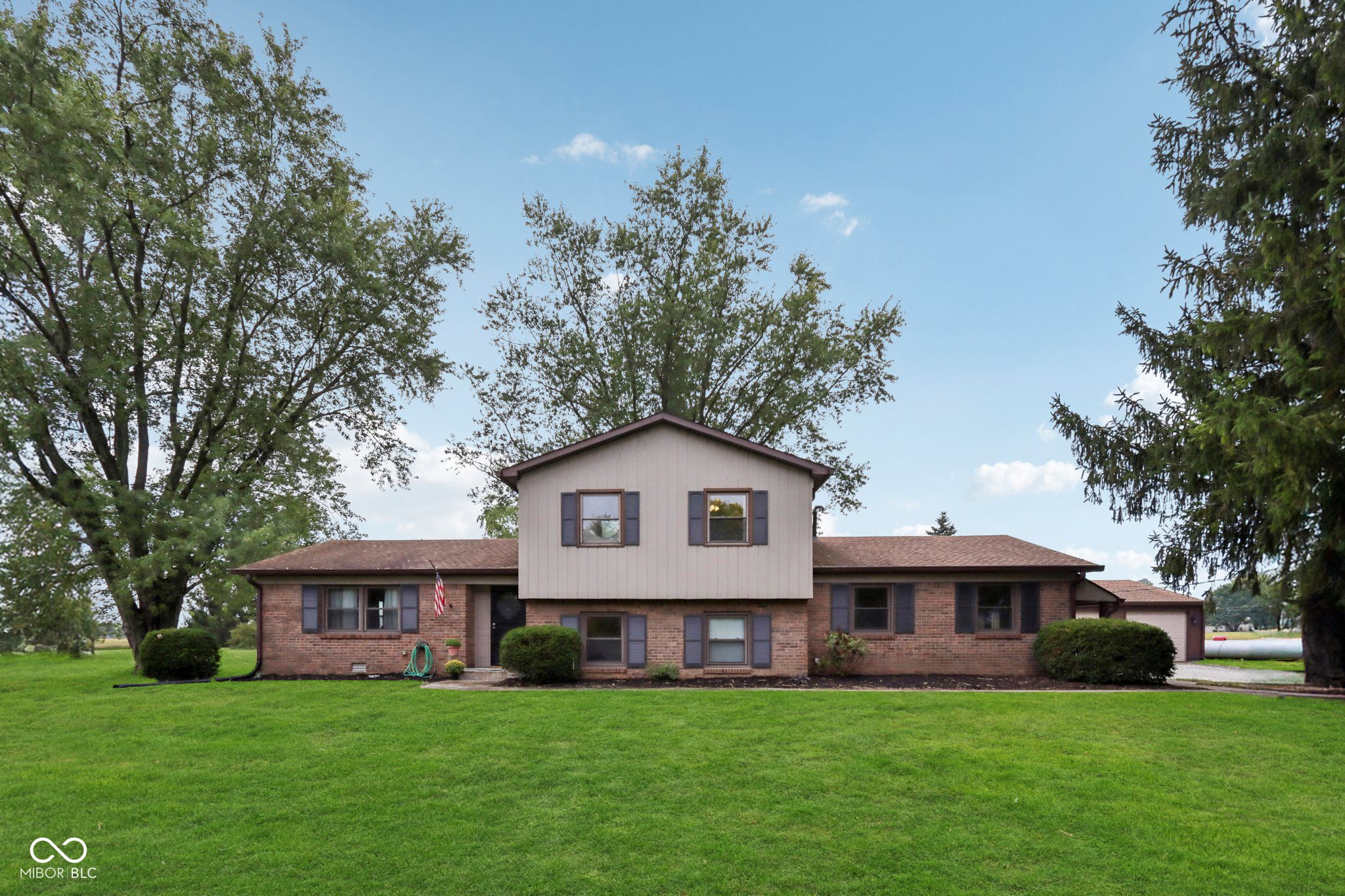 4883 Gibbs Road