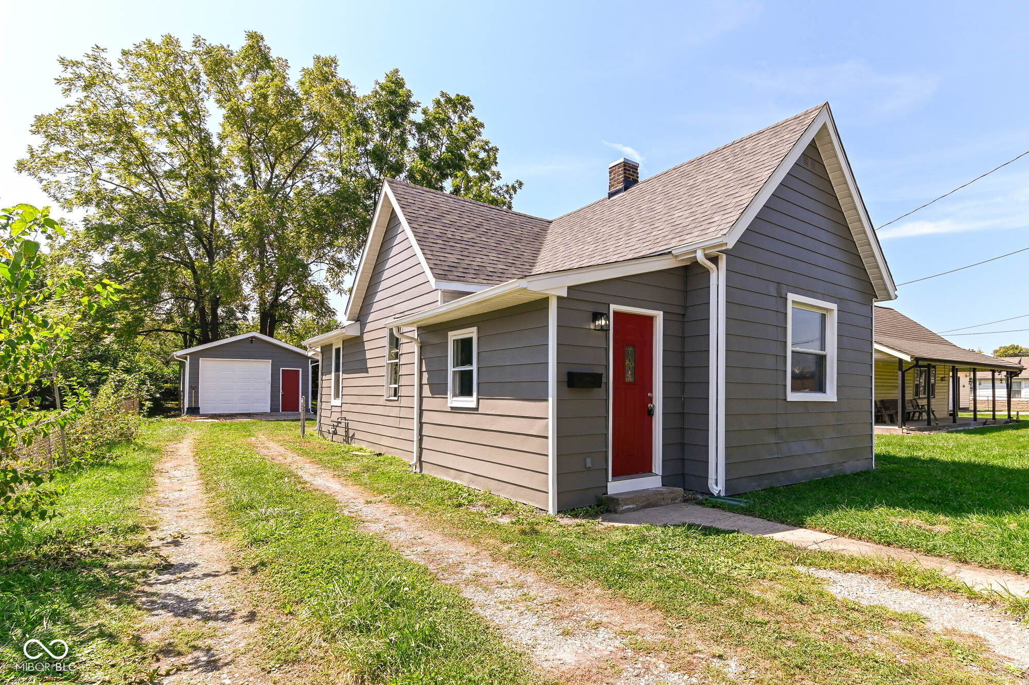119 E School Street