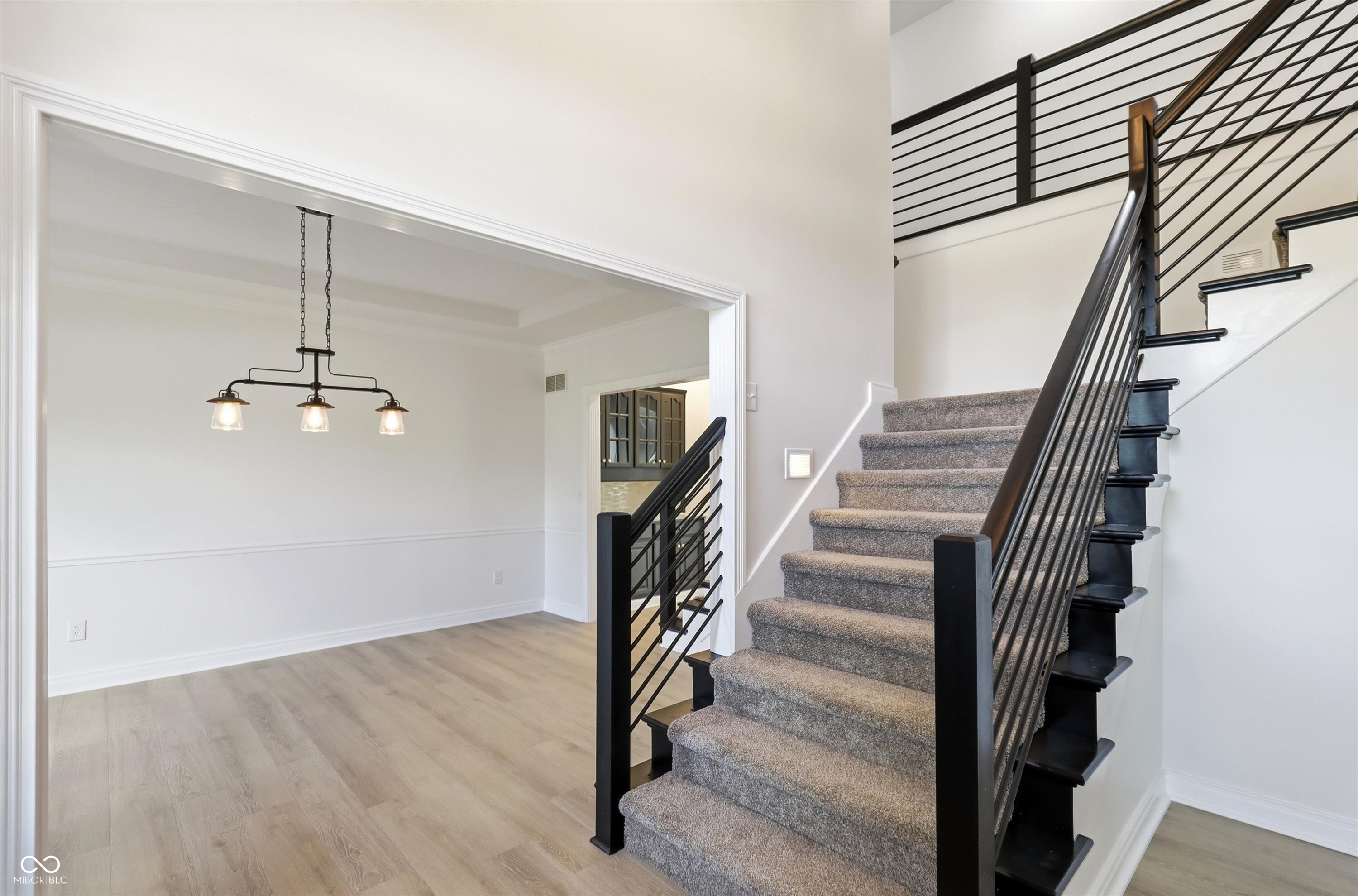3256 Waterside Court