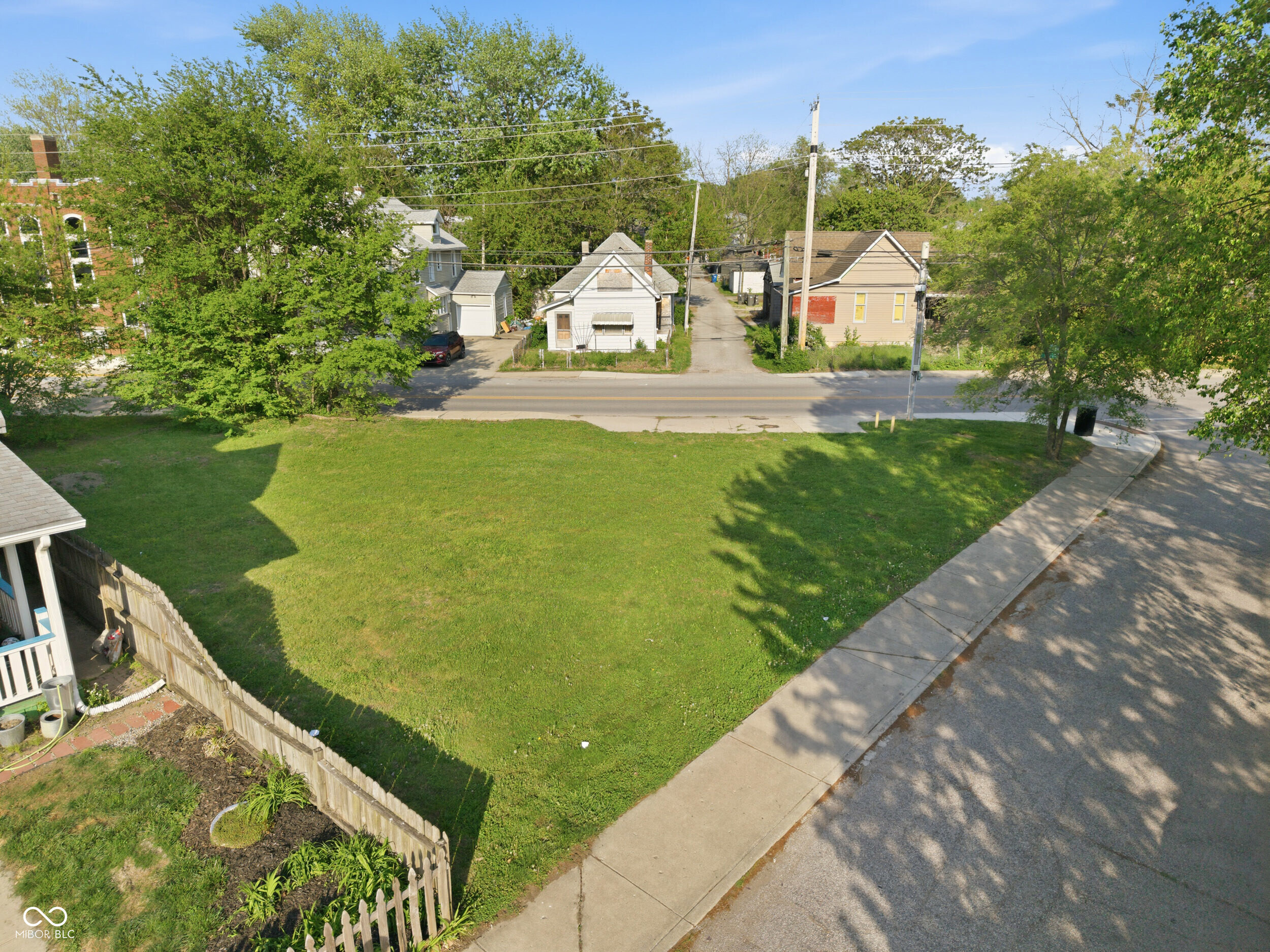 828 Shelby Street