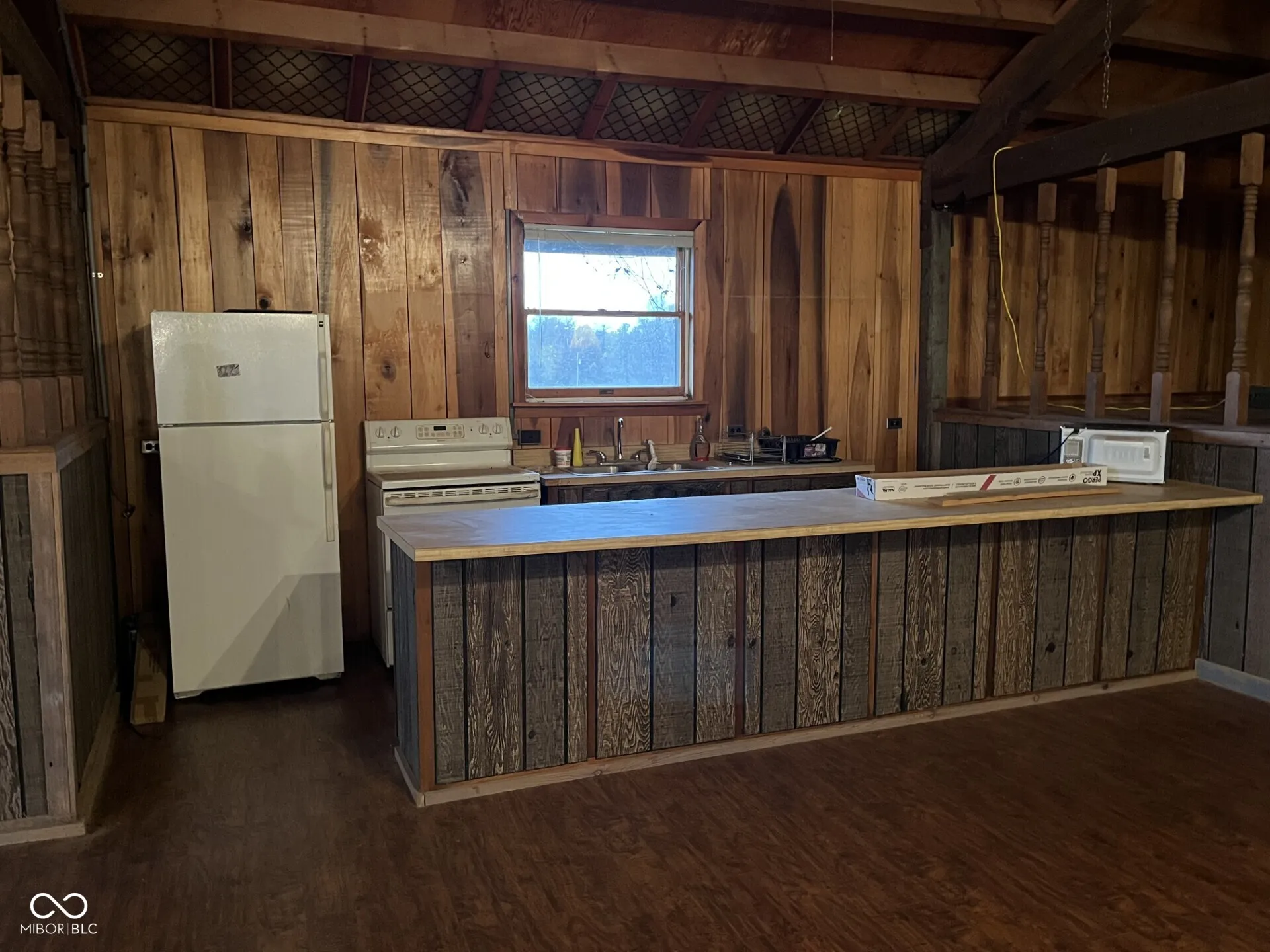 Brownstown, Indiana 47220, United States, ,2 BathroomsBathrooms,Residential,Active,241499