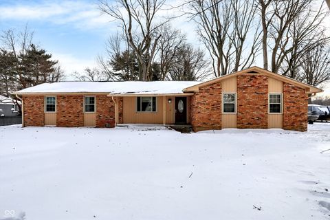 Photo of 2525 Colony Court, Carmel, IN 46280 (MLS # 22081592)