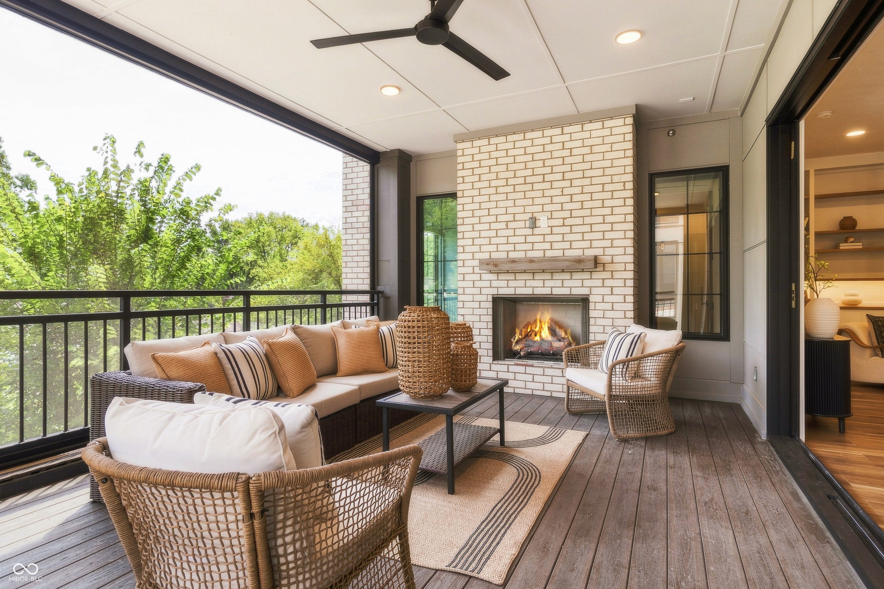 728 N Pawnee Road Suite 200