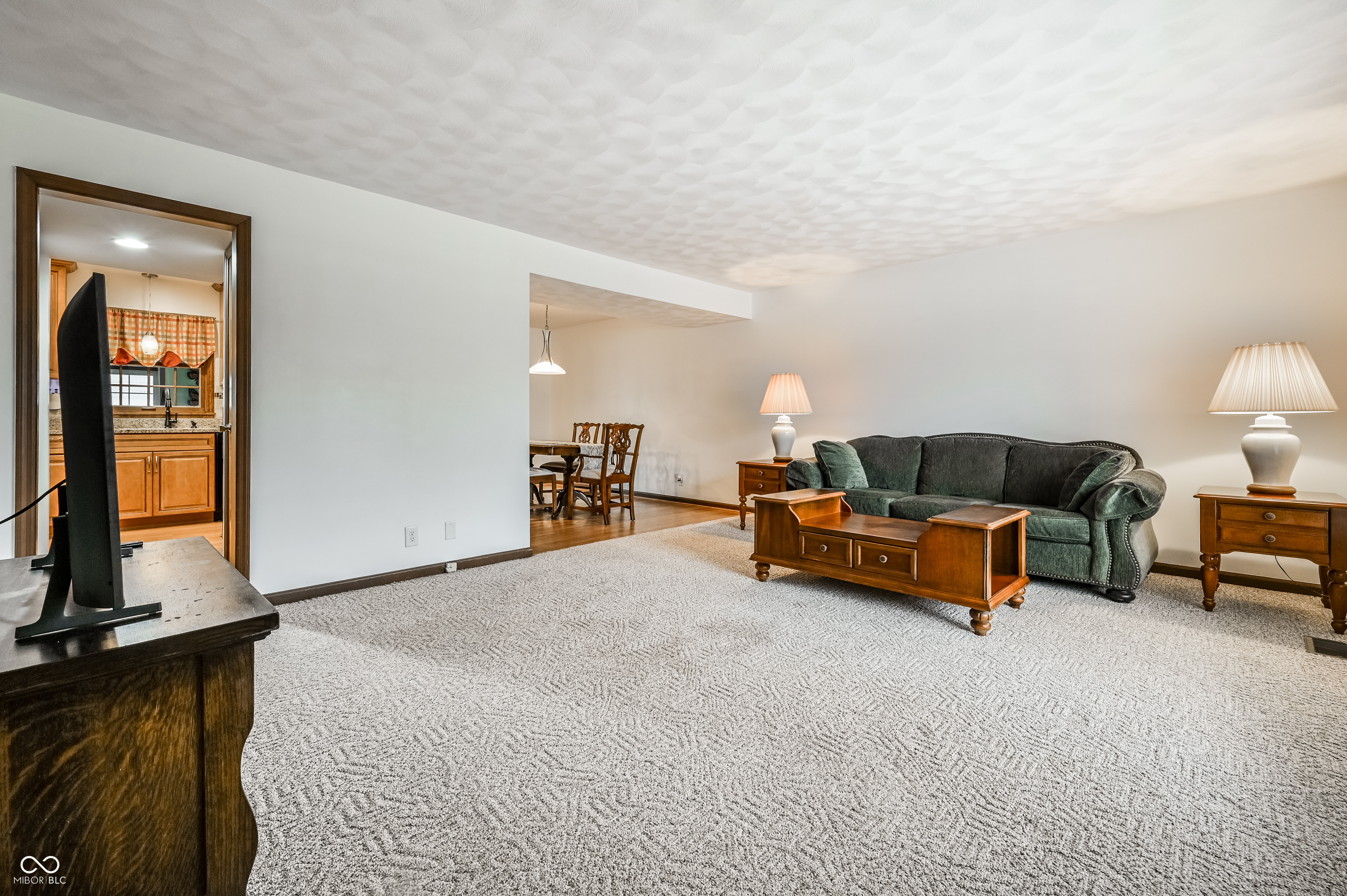 2208 Roselawn Drive 4