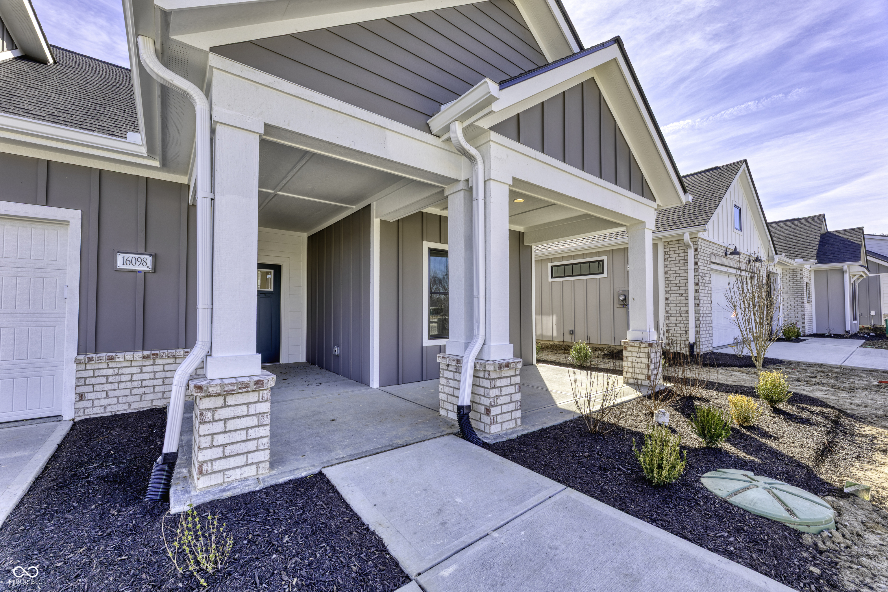 16098 Quarter Pole Lane