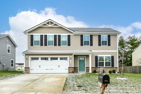 Photo of 1645 Juniper Lane, Greenfield, IN 46140 (MLS # 22076065)