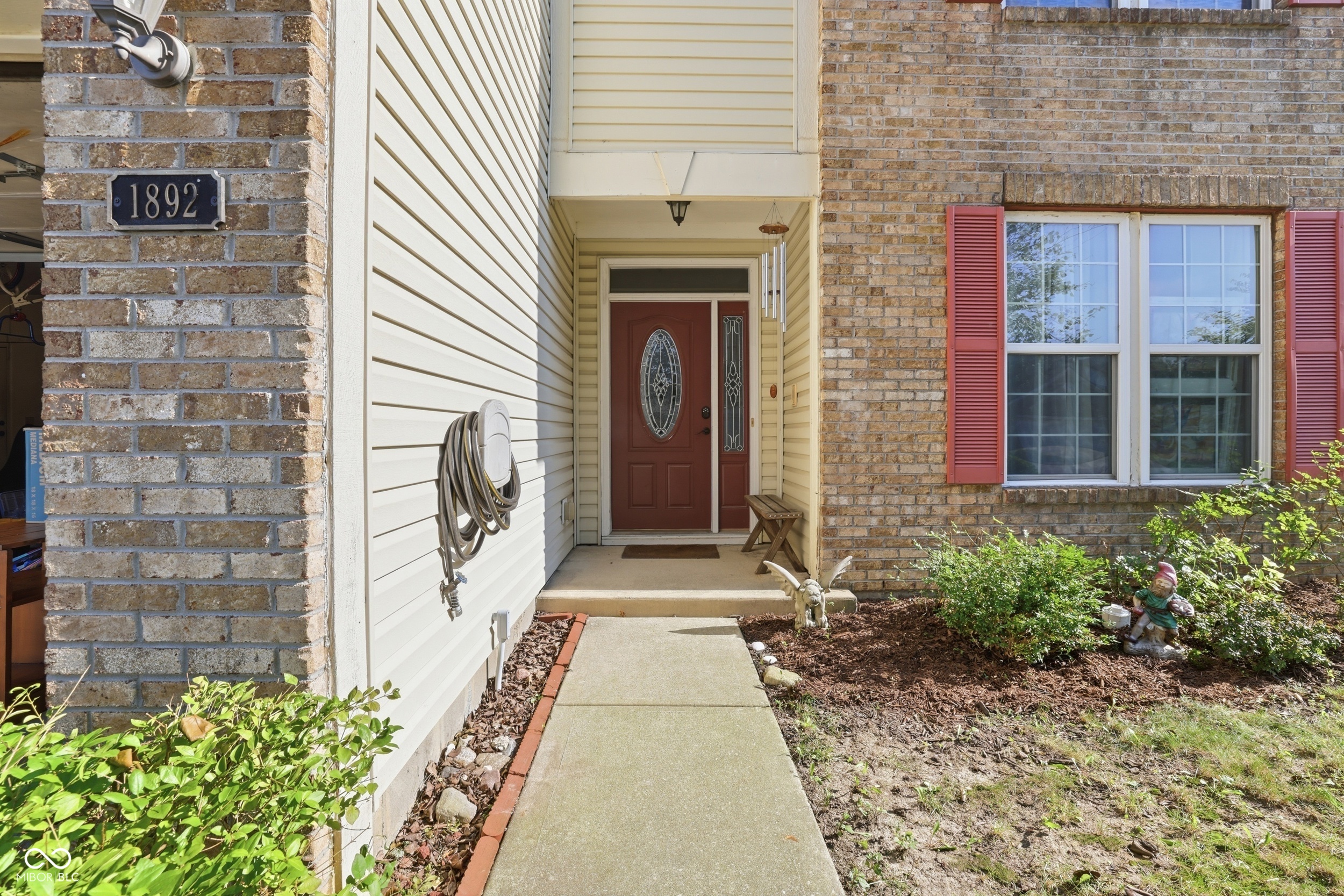 1892 Windsor Lane